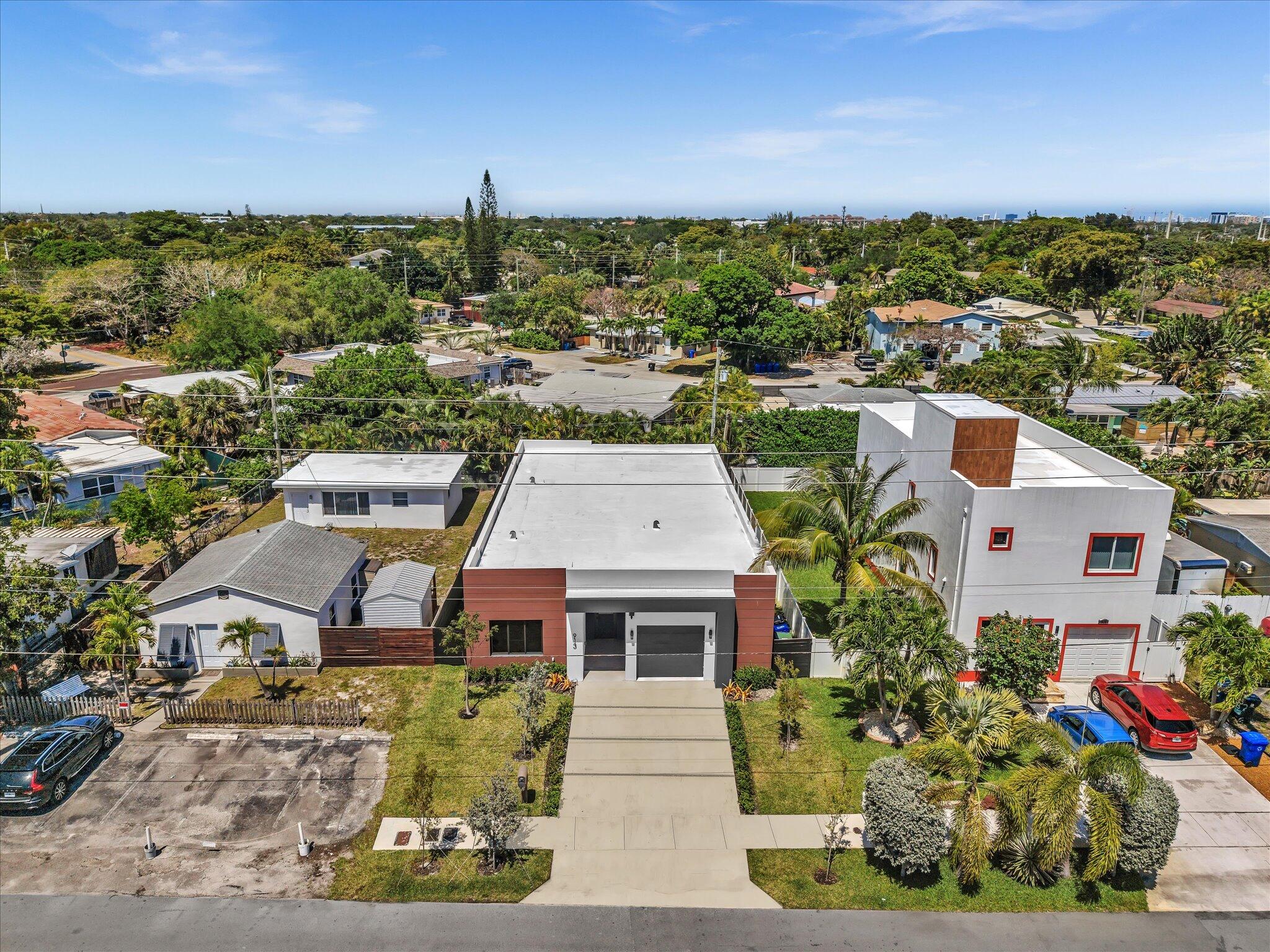 LAUDERDALE PARK 6-33 1/2 - Residential