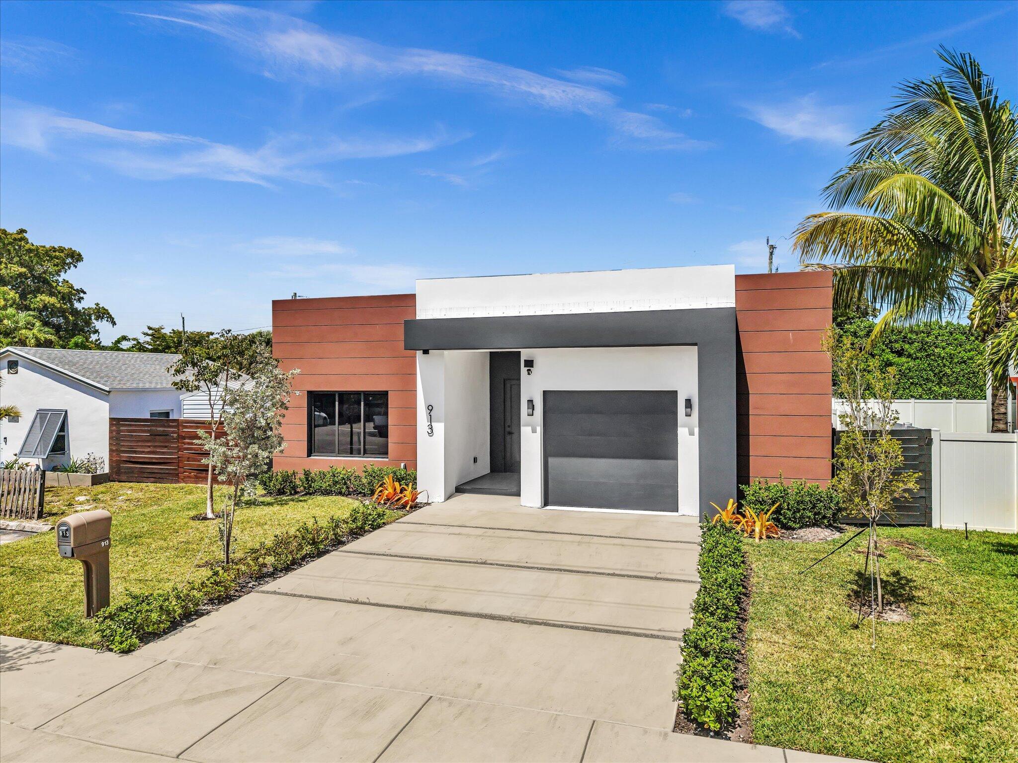 LAUDERDALE PARK 6-33 1/2 - Residential