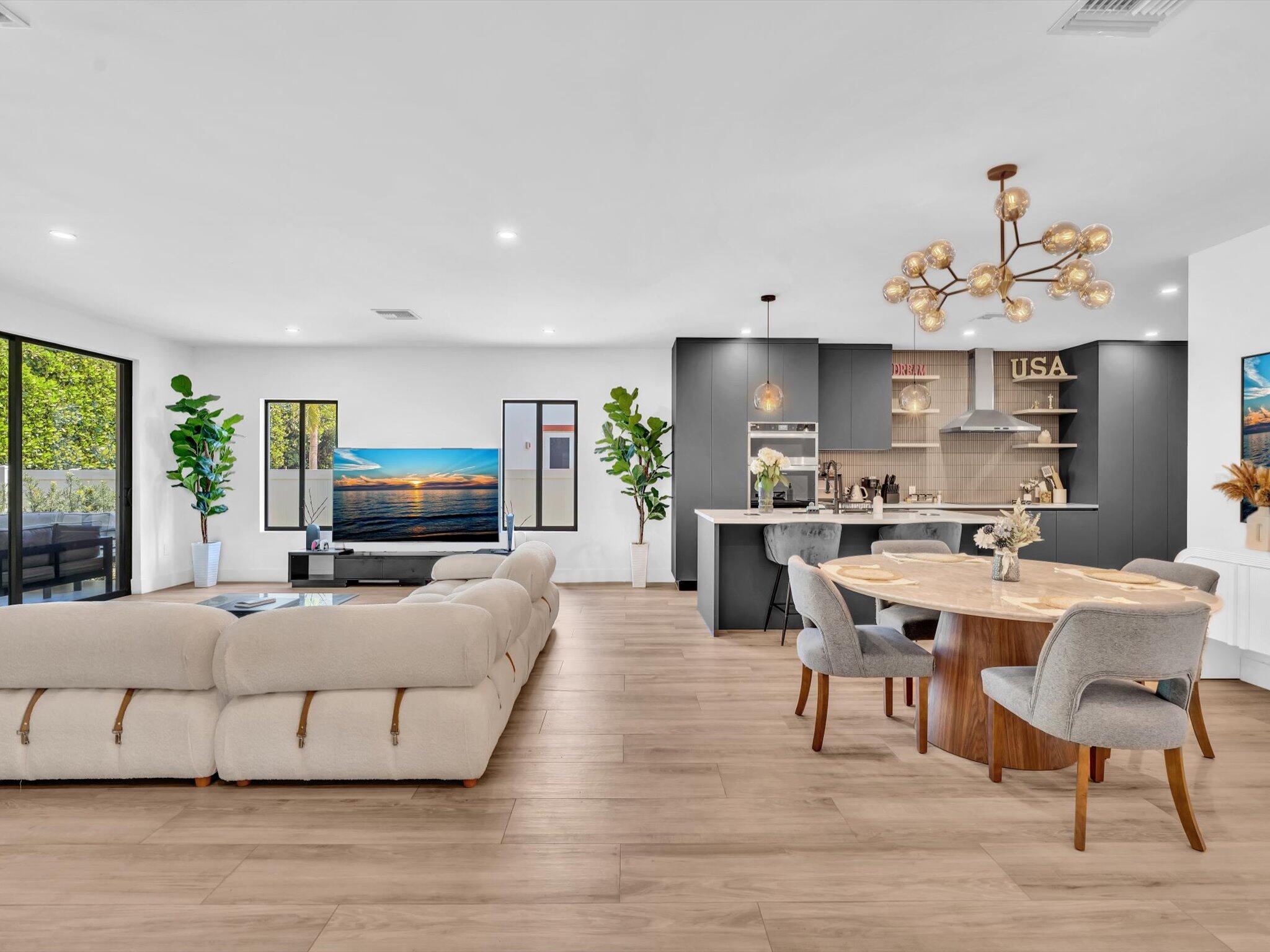 LAUDERDALE PARK 6-33 1/2 - Residential