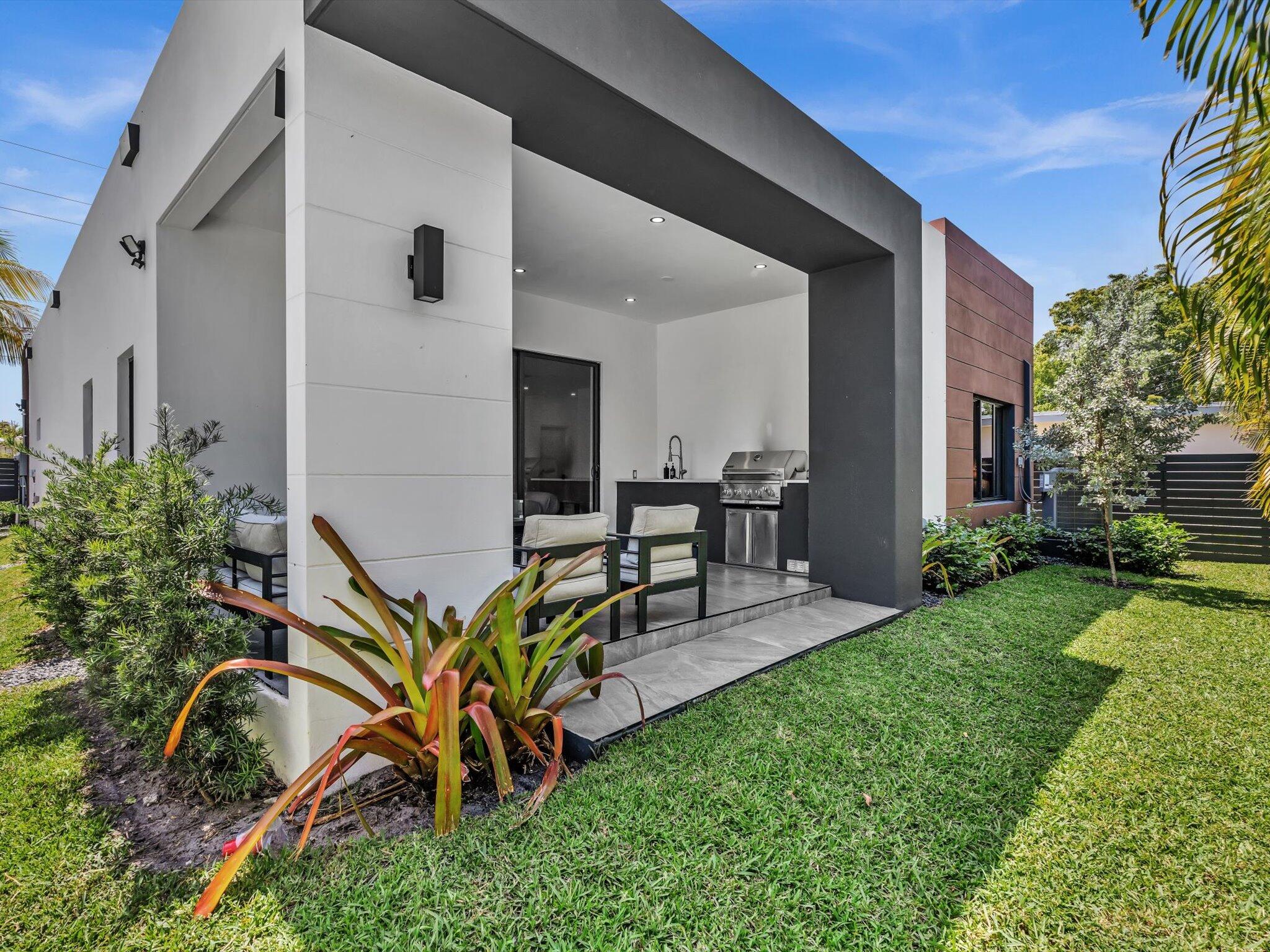 LAUDERDALE PARK 6-33 1/2 - Residential