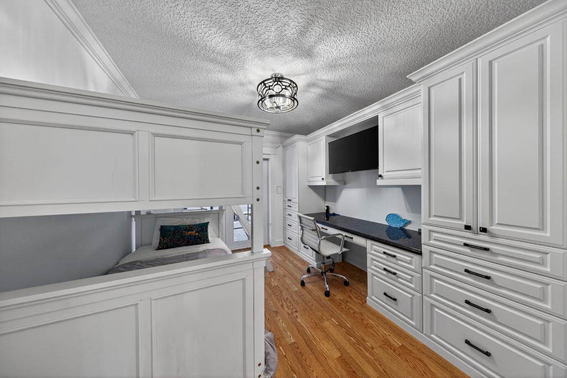 COVE 3RD SEC - Residential