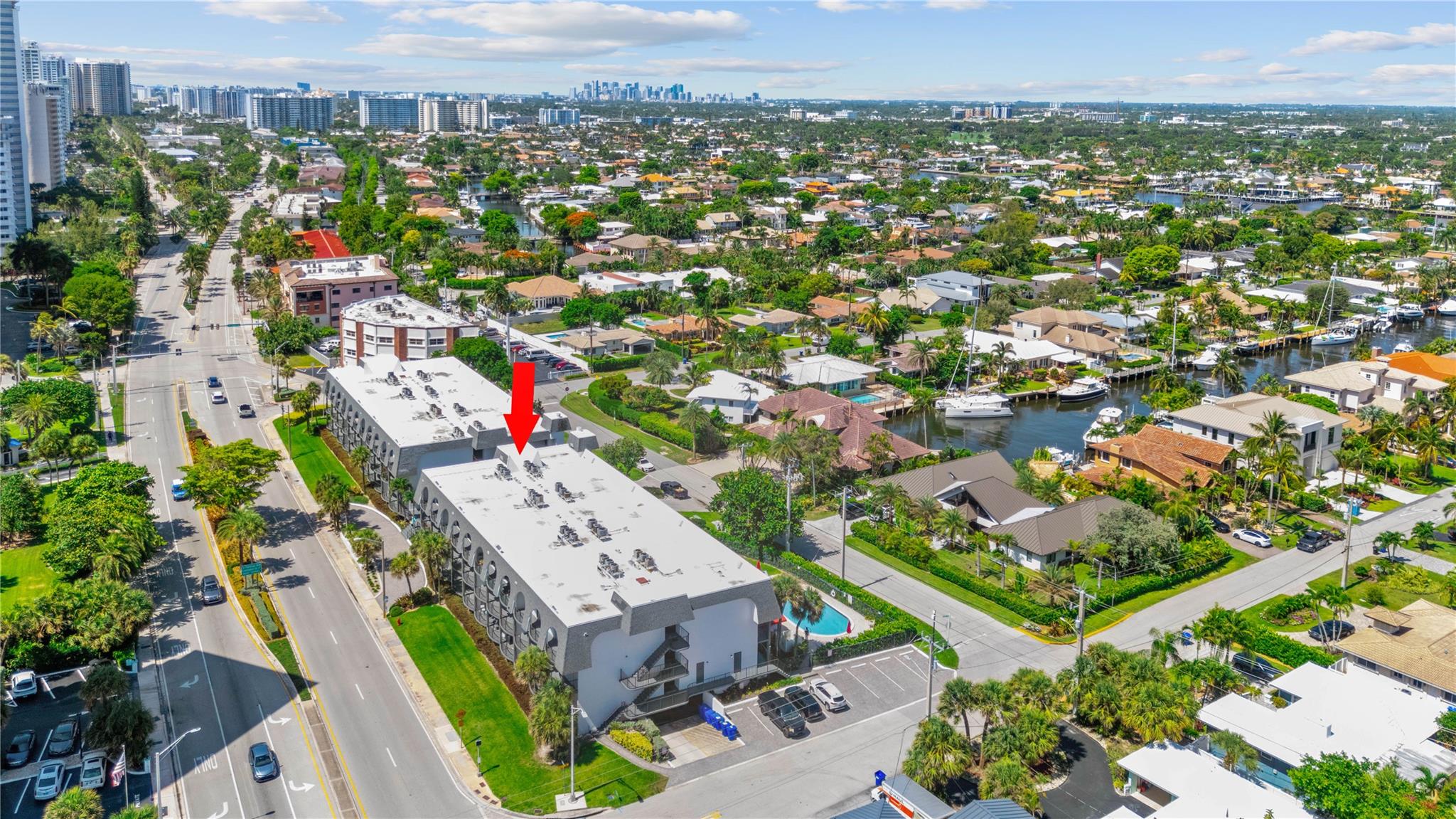 4013 N Ocean Dr 105