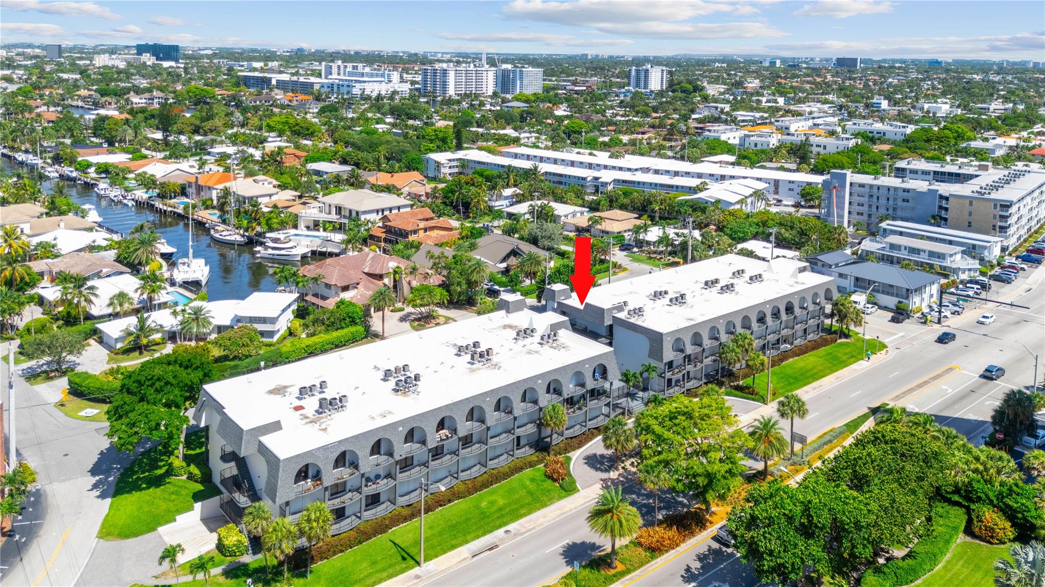 4013 N Ocean Dr 105