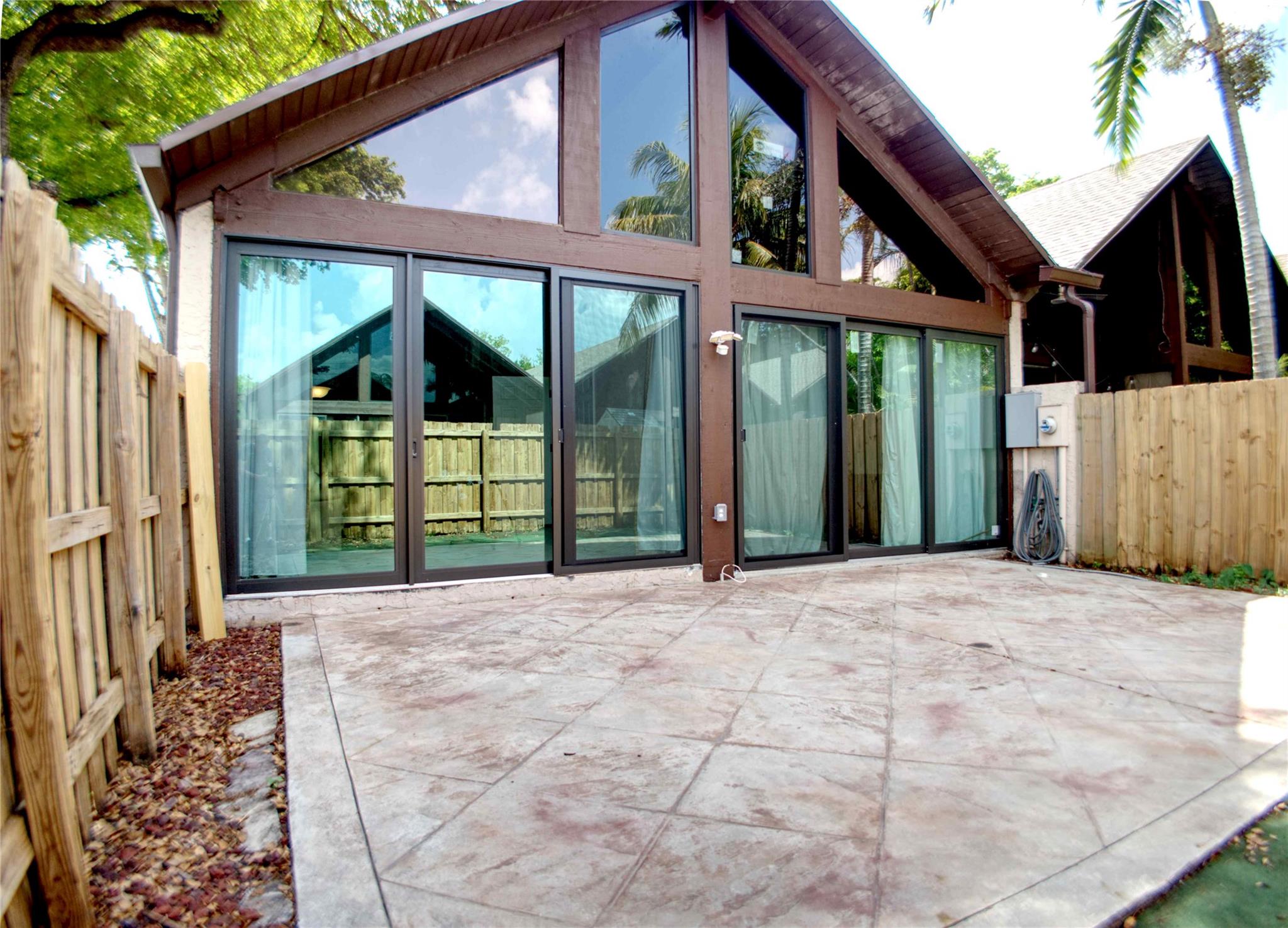 Village Townhouses Jacara - Residential
