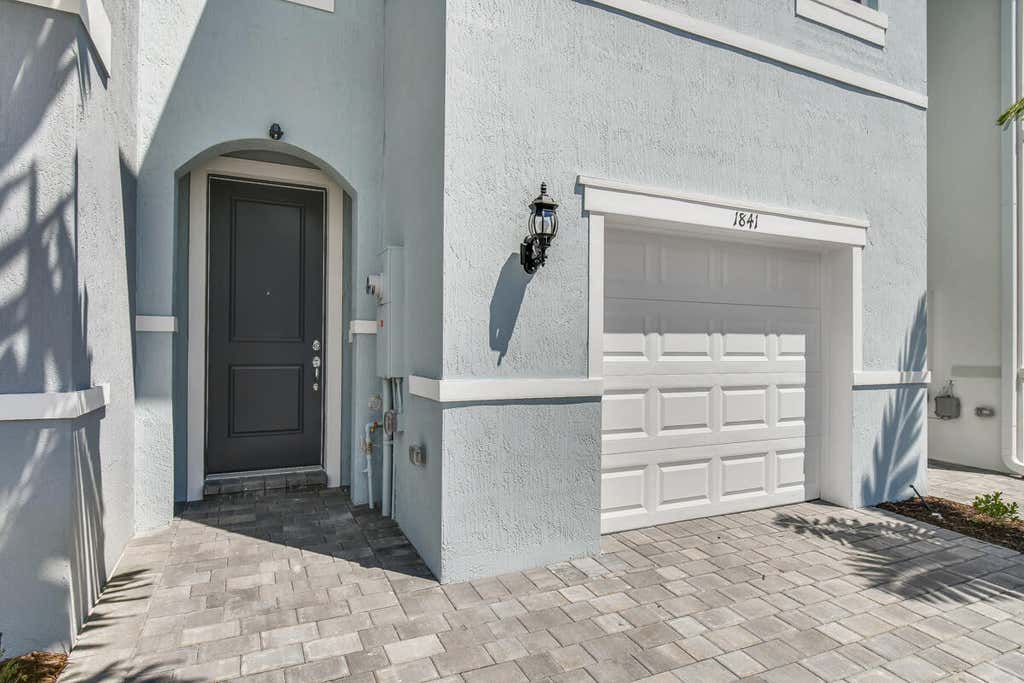 Photo of 1841 SE Roxy Way, Stuart, FL 34996 (MLS # B26057387)