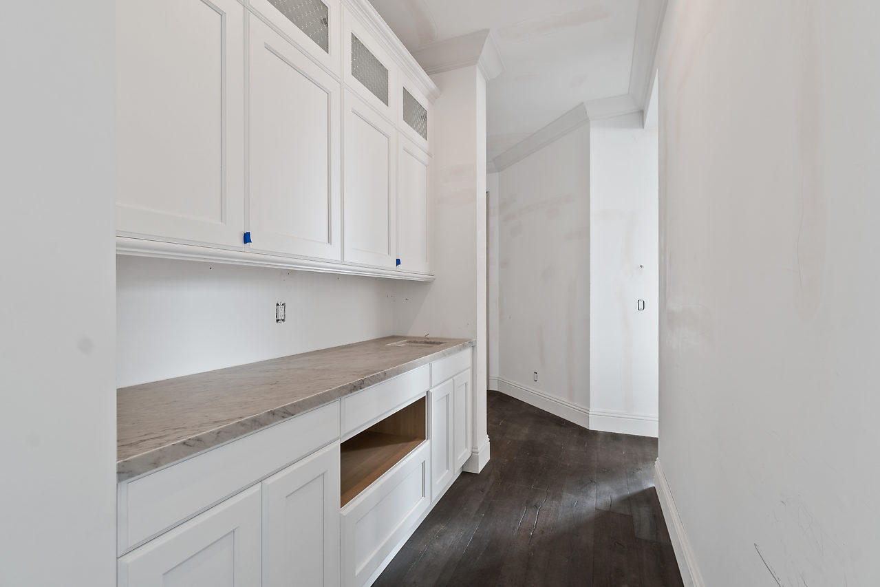 HIBISCUS LAKE EST - Residential