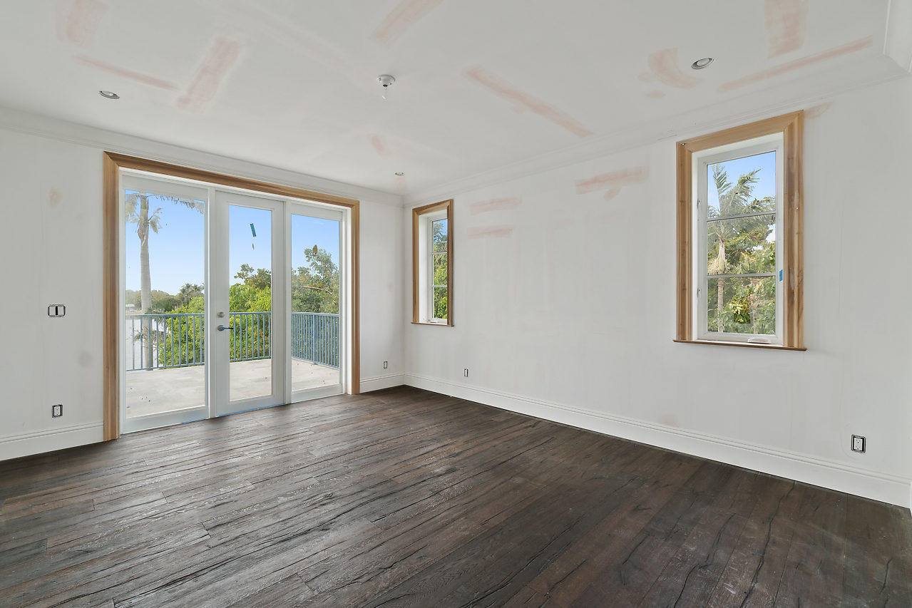 HIBISCUS LAKE EST - Residential