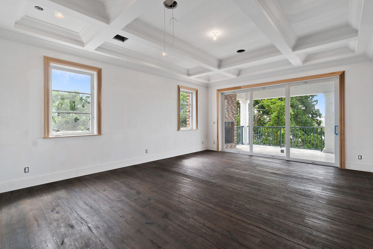 HIBISCUS LAKE EST - Residential