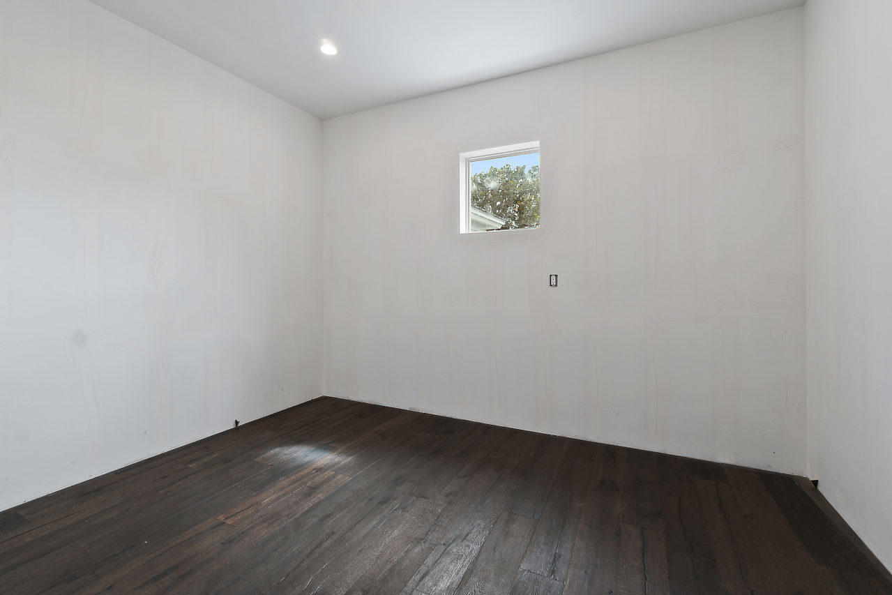 HIBISCUS LAKE EST - Residential