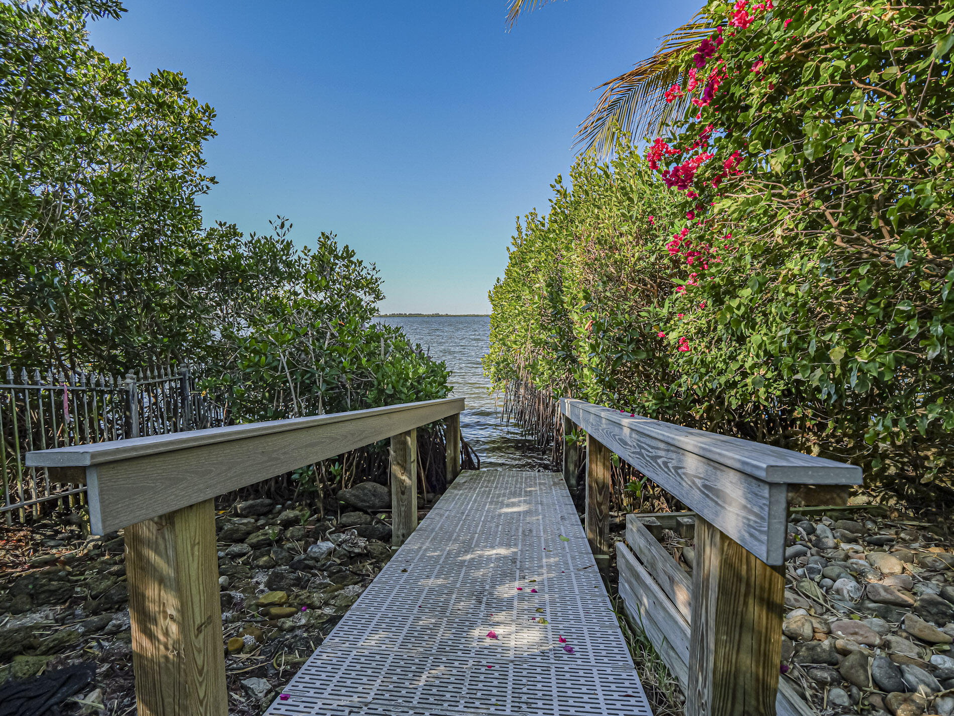 SANDPOINTE WEST SUB - Residential