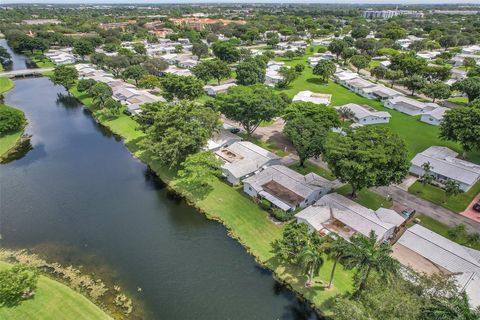 A home in Plantation