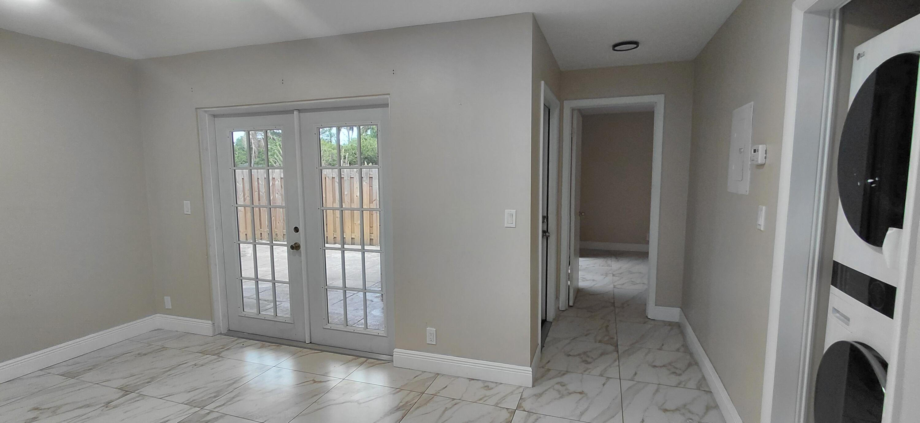 COVE PLACE - Residential