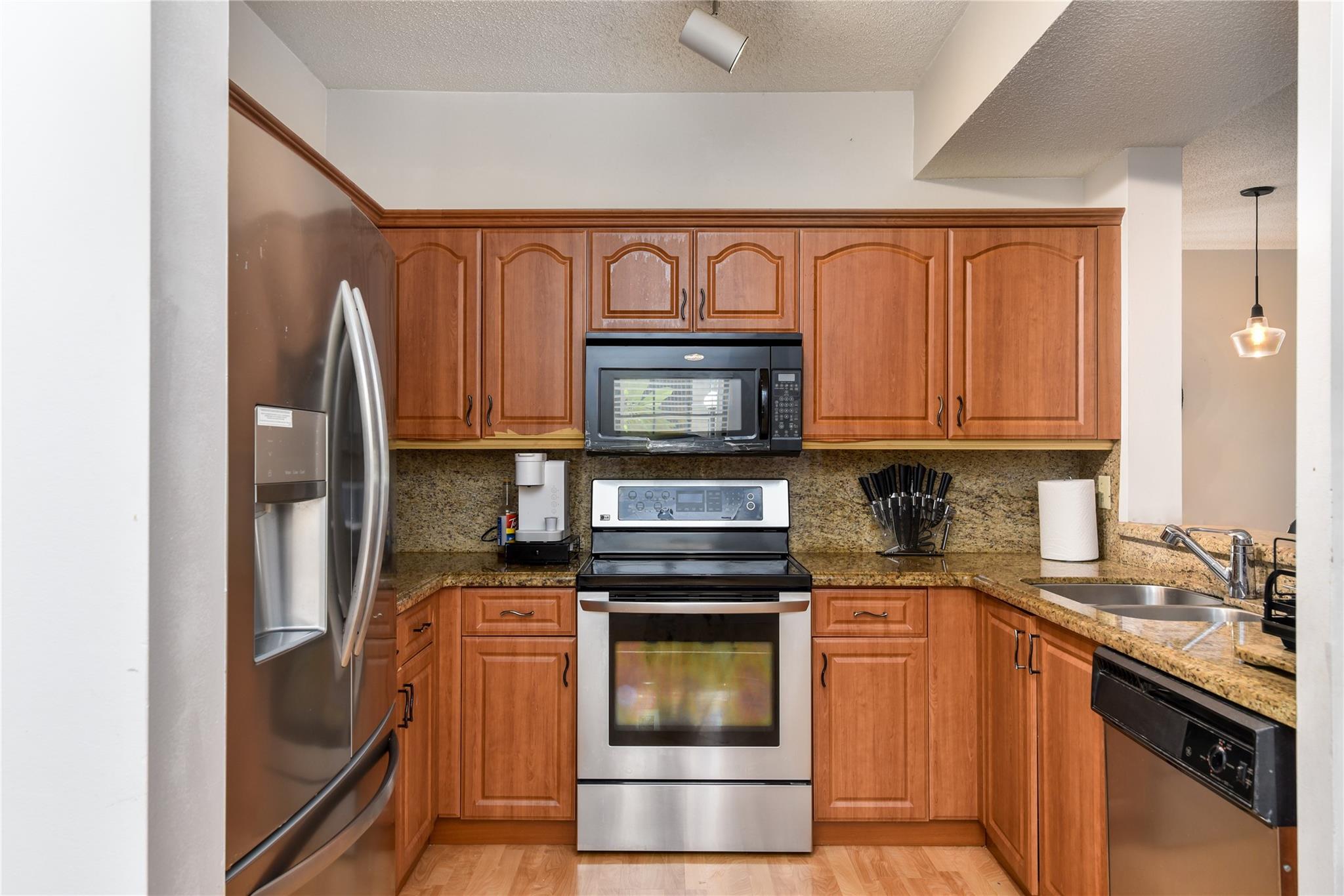 15880 SW 3rd CT 101