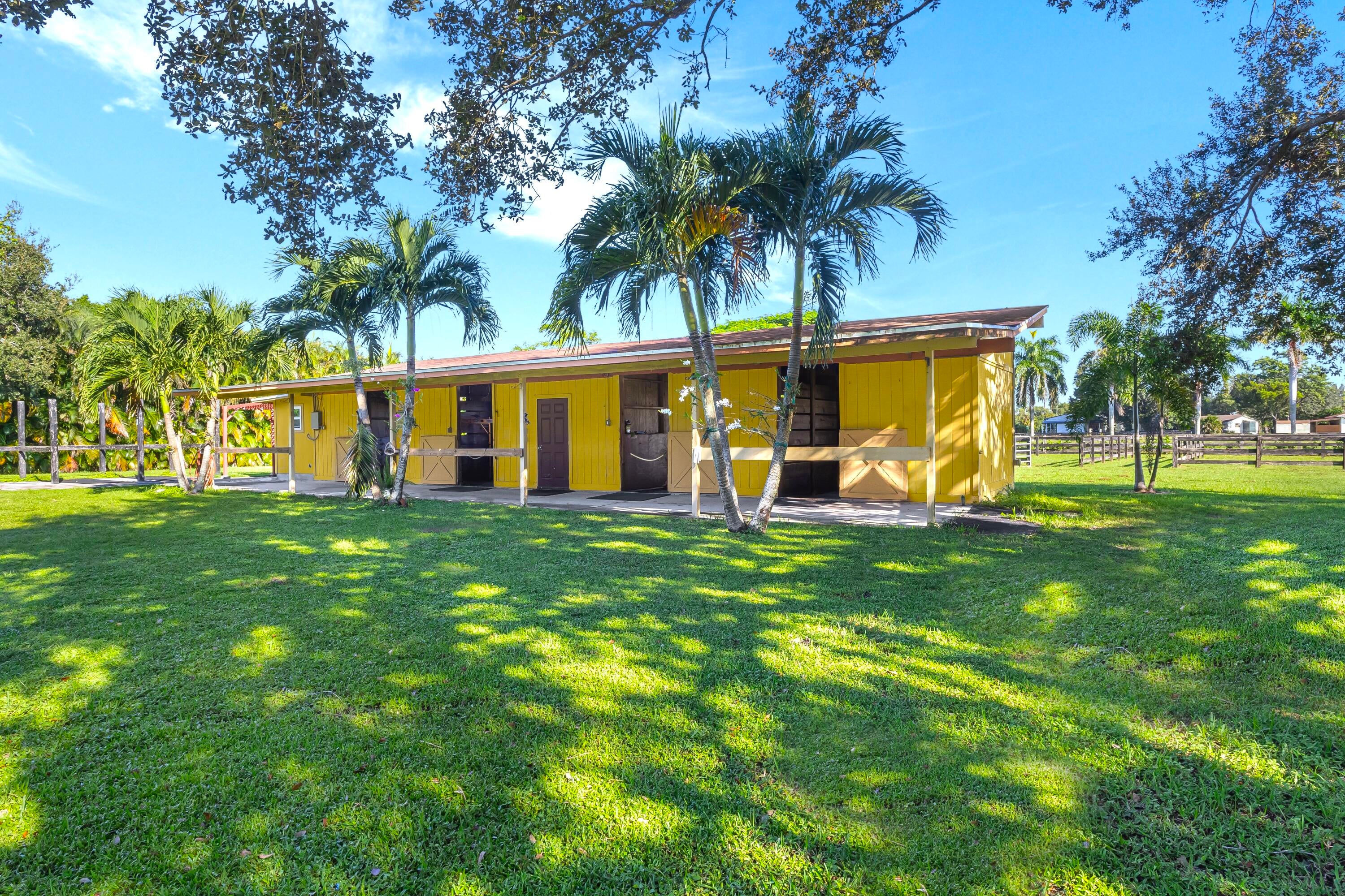 Properties 16693 Deer Path Lane