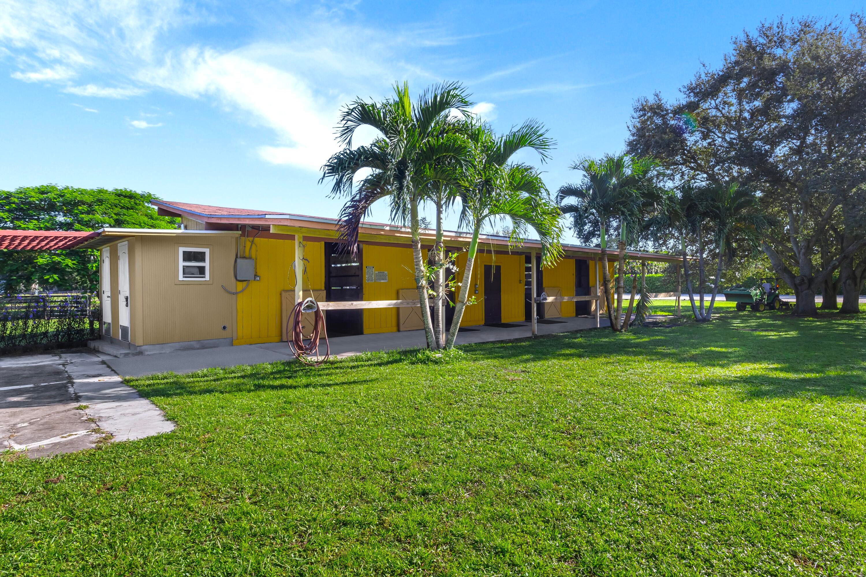 Properties 16693 Deer Path Lane