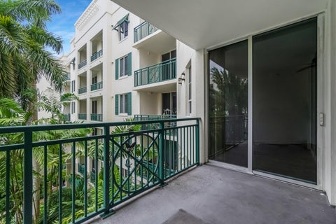 Tiny photo for 510 NW 84th Avenue #428, Plantation, FL 33324 (MLS # B26083209)