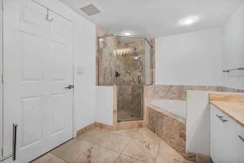 Tiny photo for 510 NW 84th Avenue #428, Plantation, FL 33324 (MLS # B26083209)