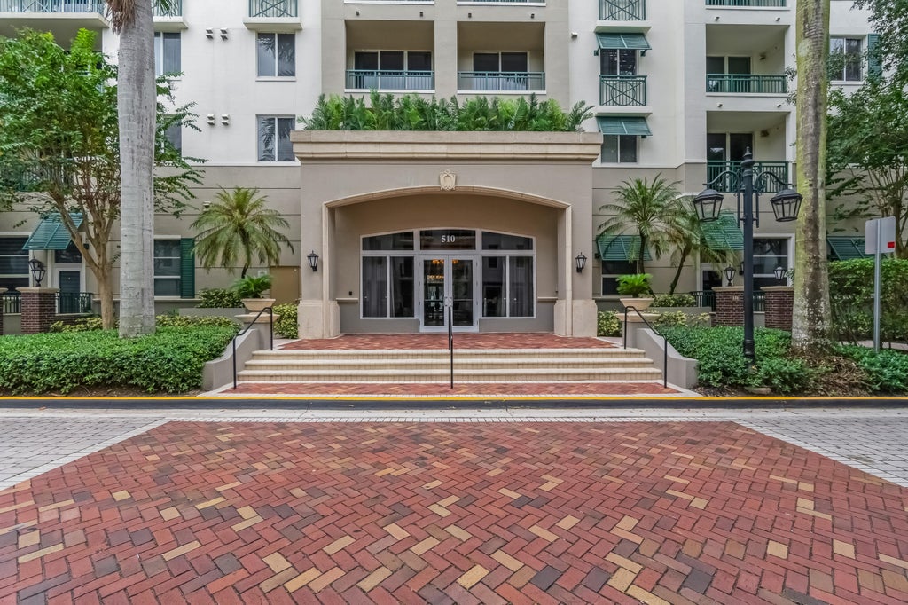 Photo of 510 NW 84TH Avenue #428, Plantation, FL 33324 (MLS # B26083209)