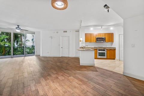 Tiny photo for 510 NW 84th Avenue #428, Plantation, FL 33324 (MLS # B26083209)