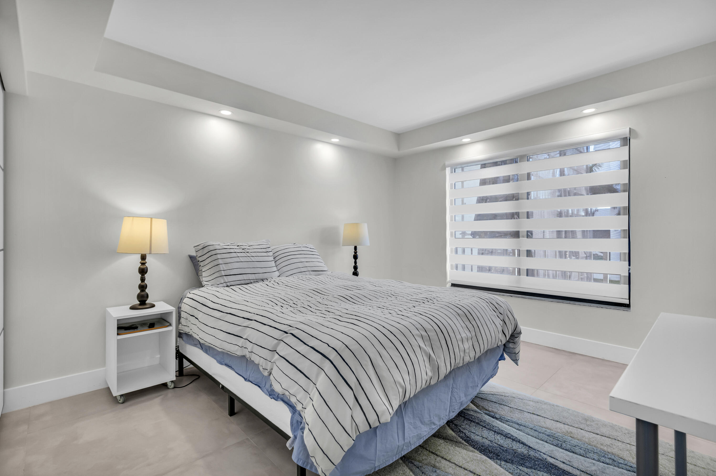 YACHT HARBOUR VILLAS CONDO - Residential Lease