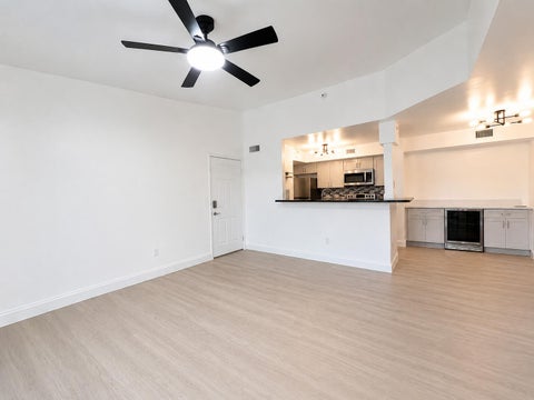 Tiny photo for 117 Yacht Club Way #307, Hypoluxo, FL 33462 (MLS # B26037193)