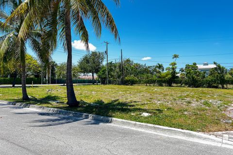 Single Family Residence in West Palm Beach FL 265 Edmor Road 6.jpg
