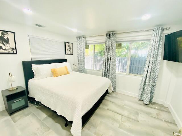 VICTORIA HIGHLANDS - Residential Income