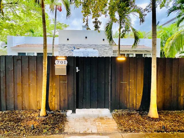 VICTORIA HIGHLANDS - Residential Income
