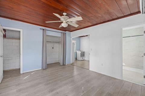 Photo of 602 Texas Court, Fort Pierce, FL 34950 (MLS # F10555180)