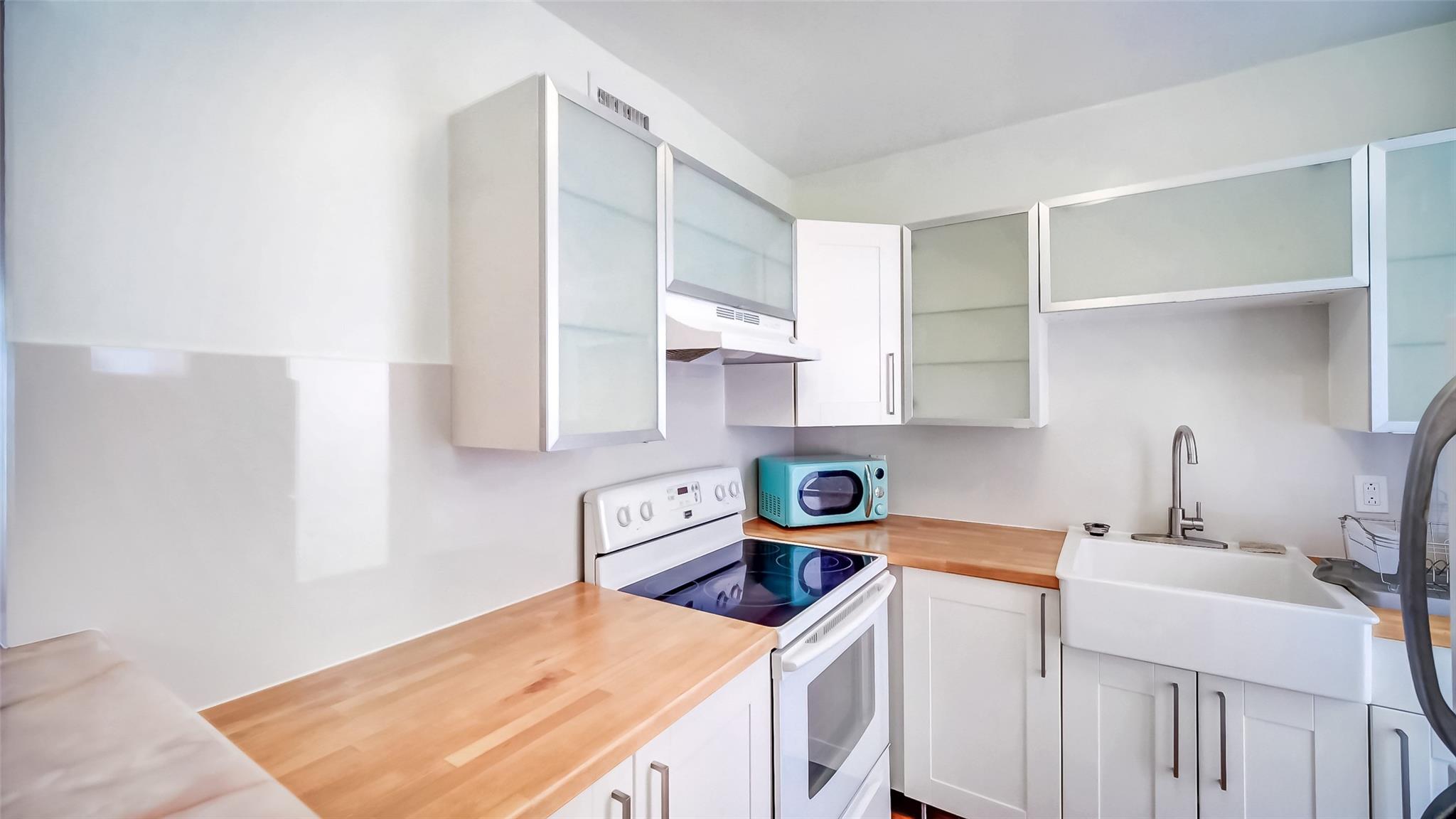 Tower East Incorporated C - Residential Lease