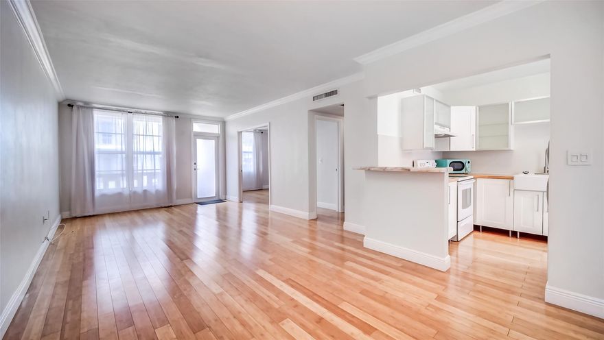 Live the South Beach lifestyle in this bright 1BR/1BA condo at 1150 Euclid Ave #111. Just 4 blocks to the sand, 1 block to Flamingo Park, and a short walk to Lincoln Road, this first-floor home lets you leave the car behind. Enjoy an open living/dining area, practical kitchen with full-size appliances, updated flooring, and a comfortable bedroom and bath. Gated boutique building with secure entry and elevator. Close to cafés, shopping, fitness, and nightlife, ideal as a beachside home base or easy lock-and-leave rental.