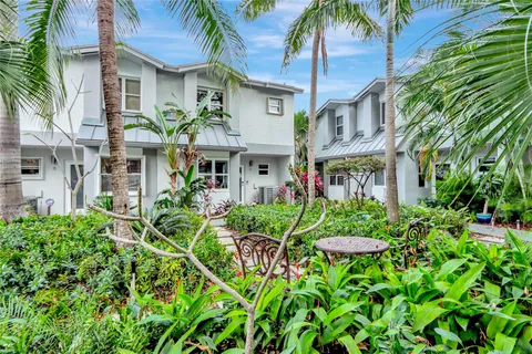 801 SE 16th Ct Unit 11, Fort Lauderdale, FL 33316 - MLS#: F10483990