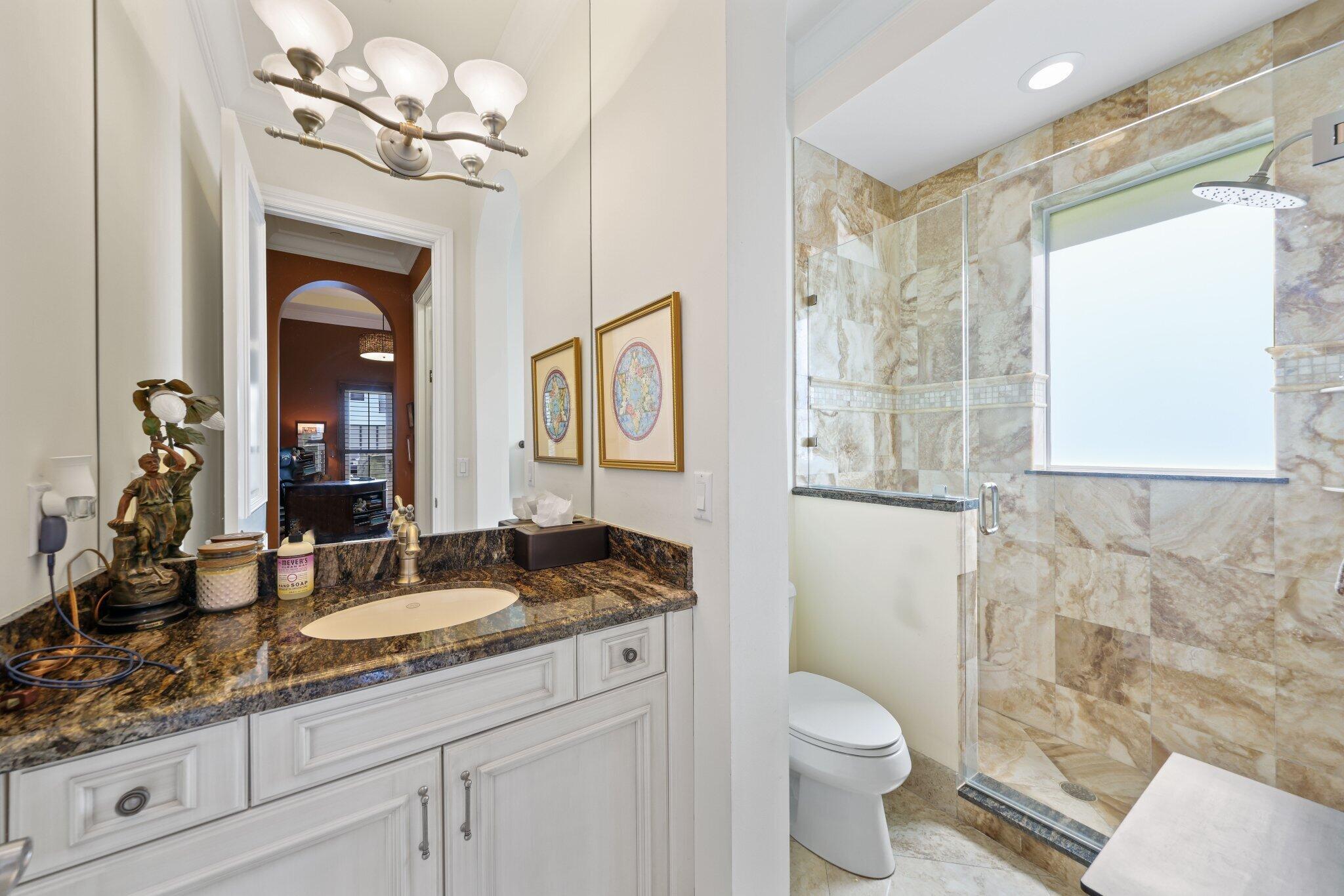 TROPIC ISLE - Residential