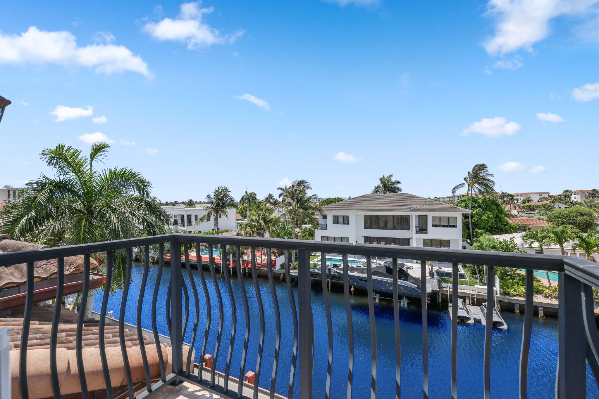 TROPIC ISLE - Residential