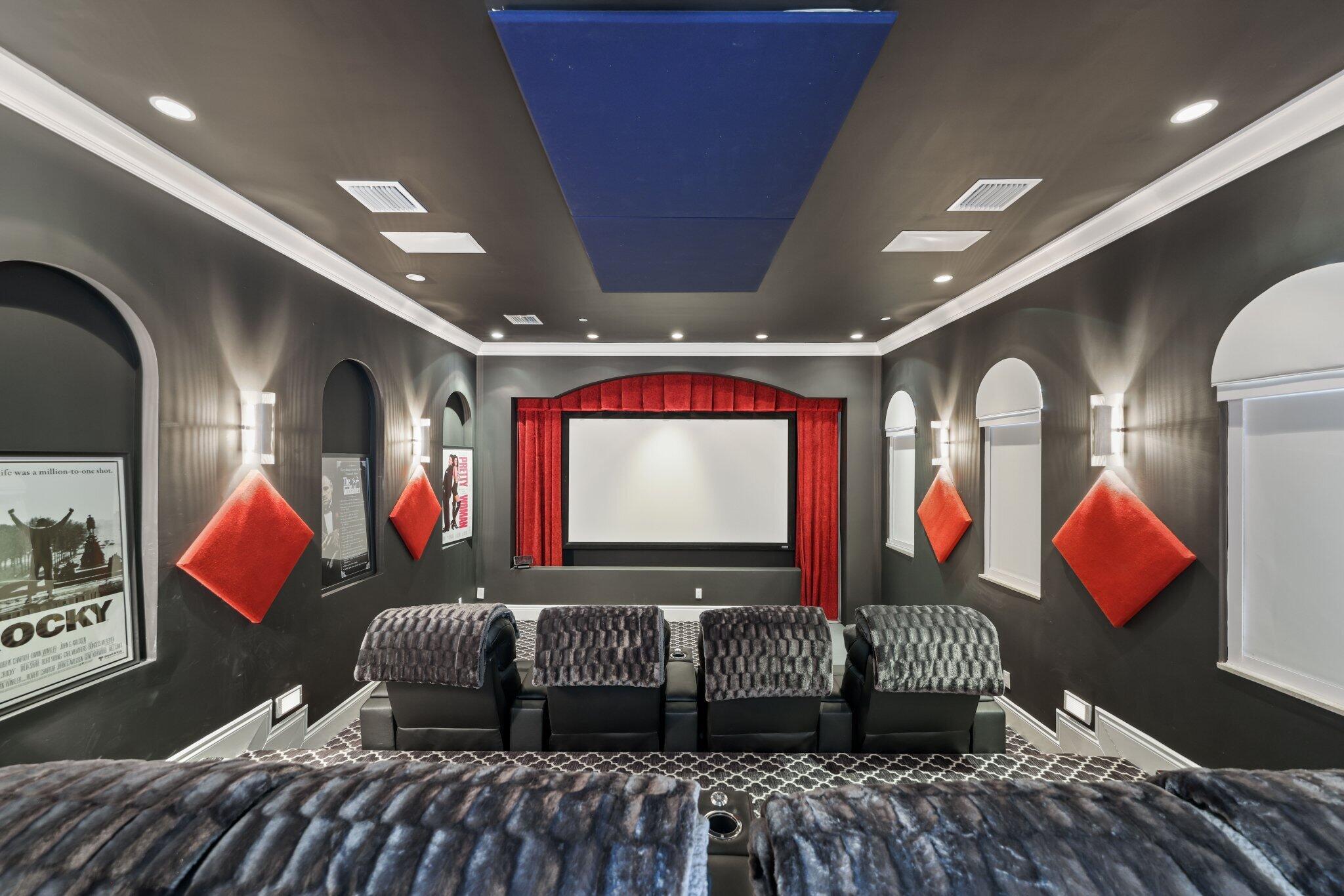 TROPIC ISLE - Residential