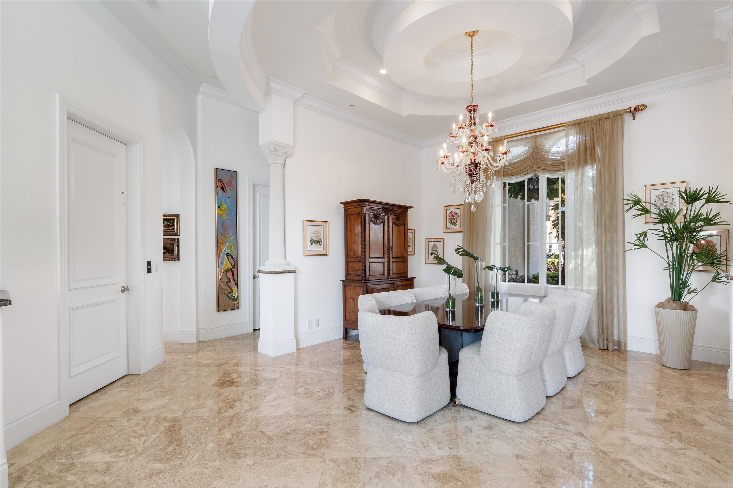 TROPIC ISLE - Residential