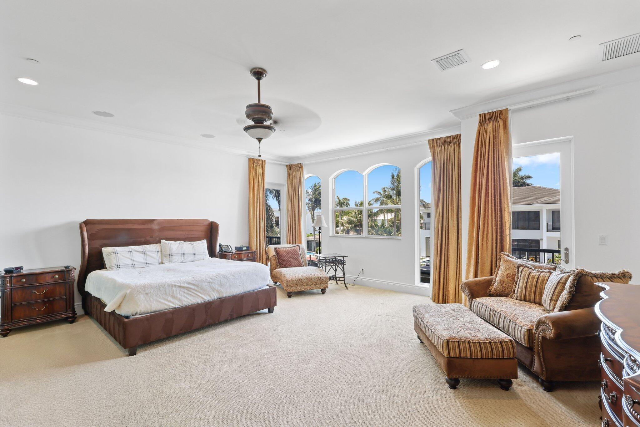 TROPIC ISLE - Residential