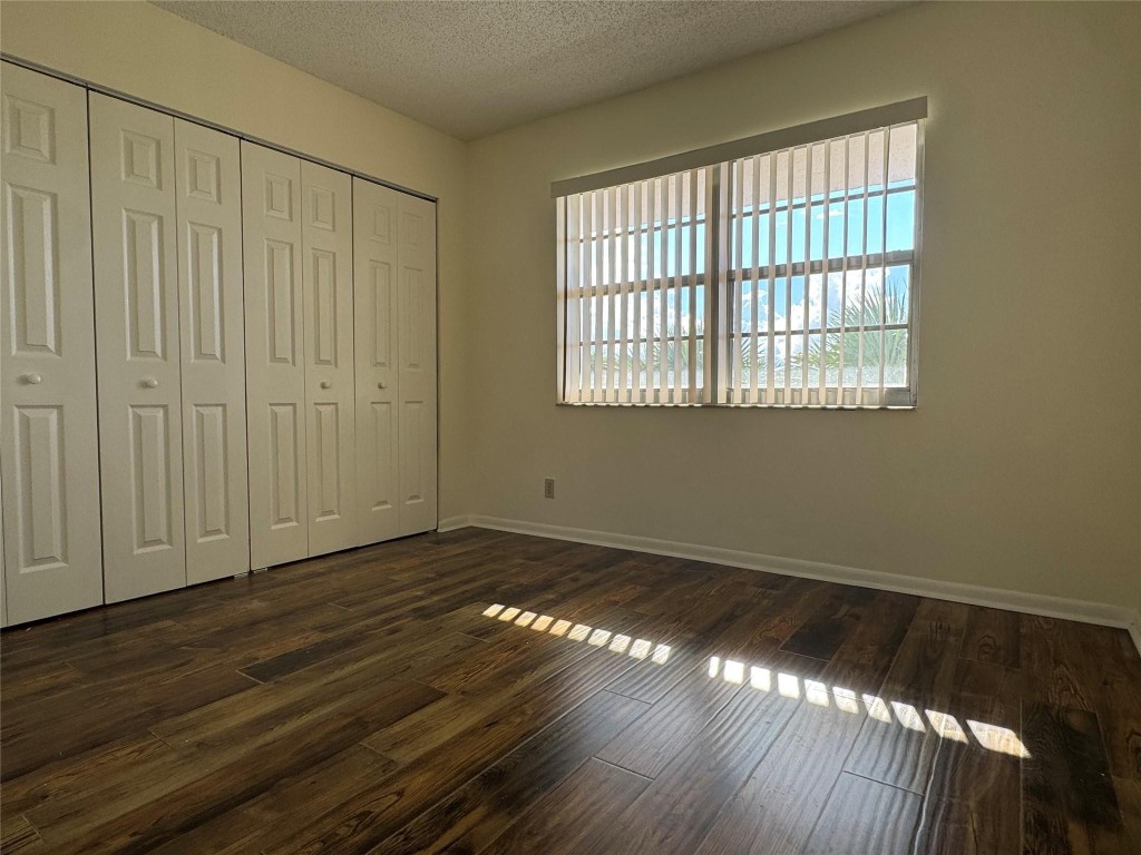 Sherwood Square Condo B - Residential Lease