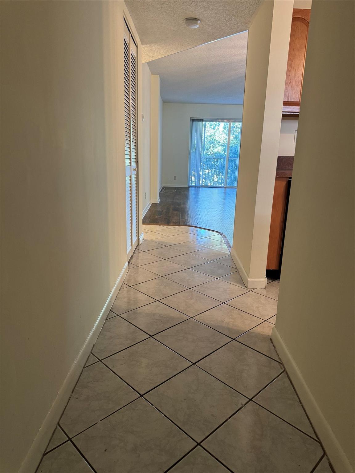 Sherwood Square Condo B - Residential Lease