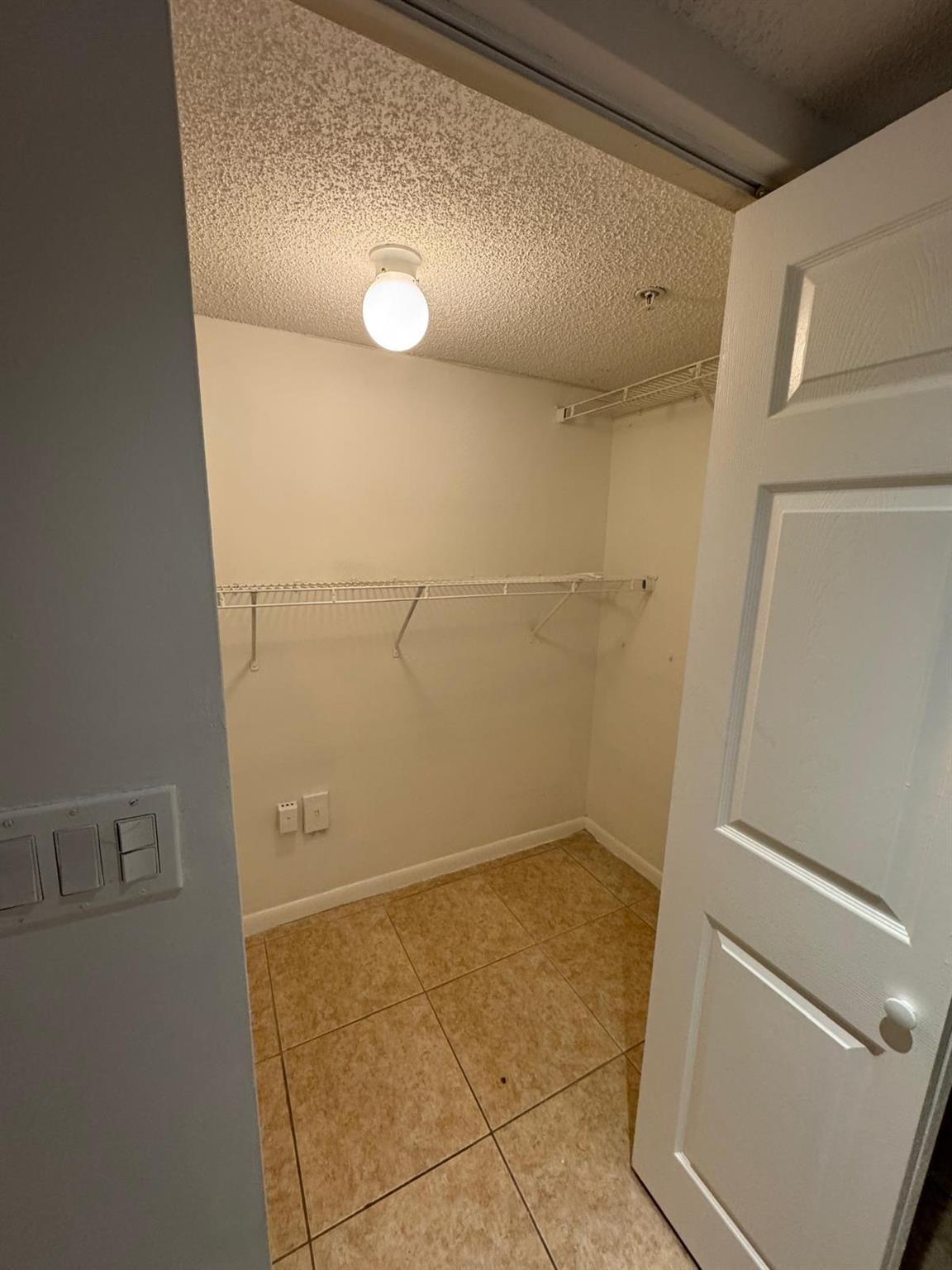 Paragon Plantation Condo - Residential Lease
