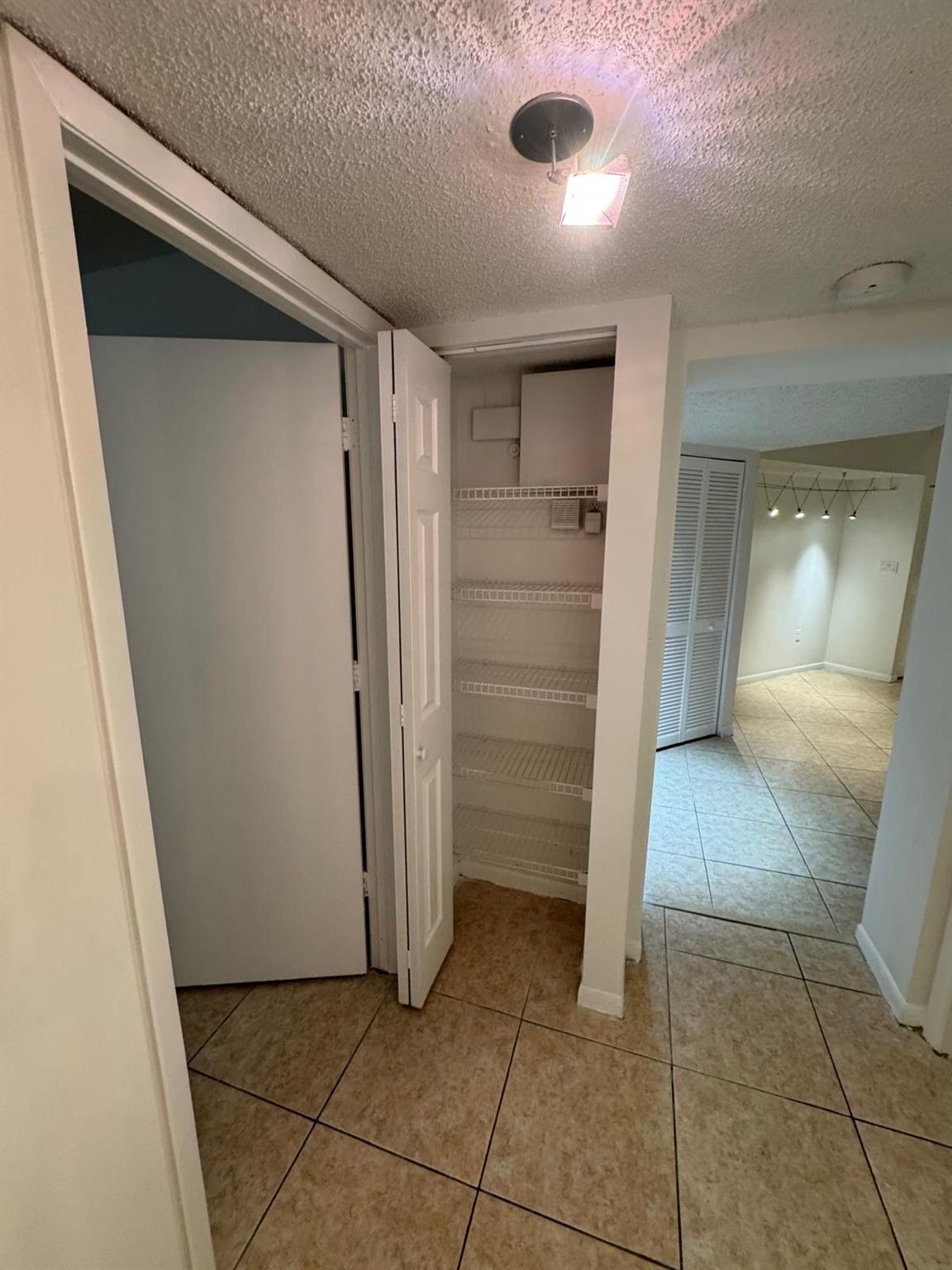Paragon Plantation Condo - Residential Lease