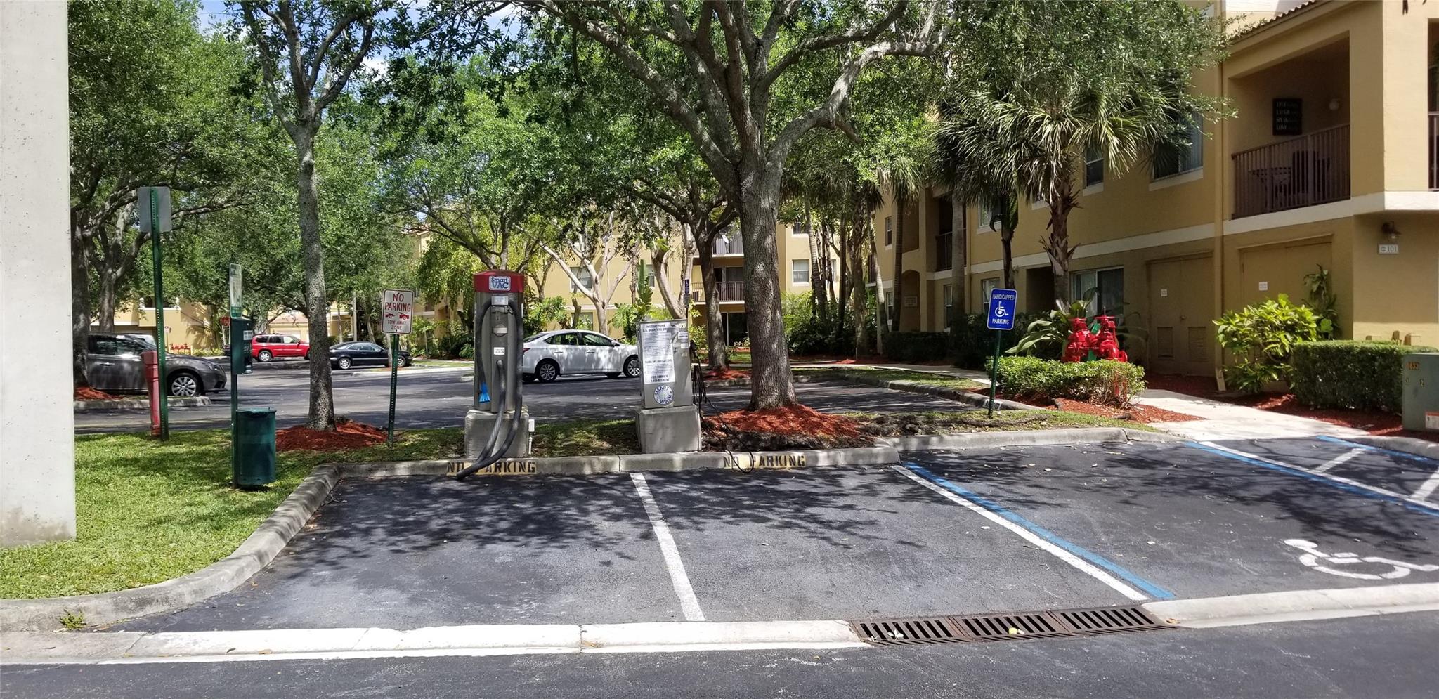 Paragon Plantation Condo - Residential Lease