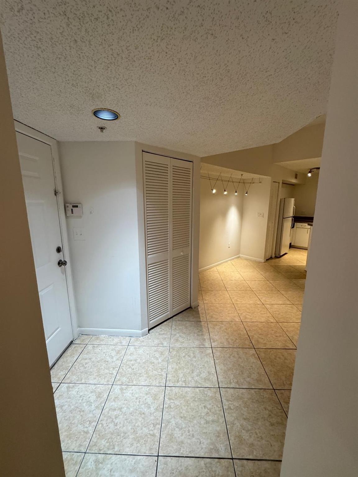 Paragon Plantation Condo - Residential Lease