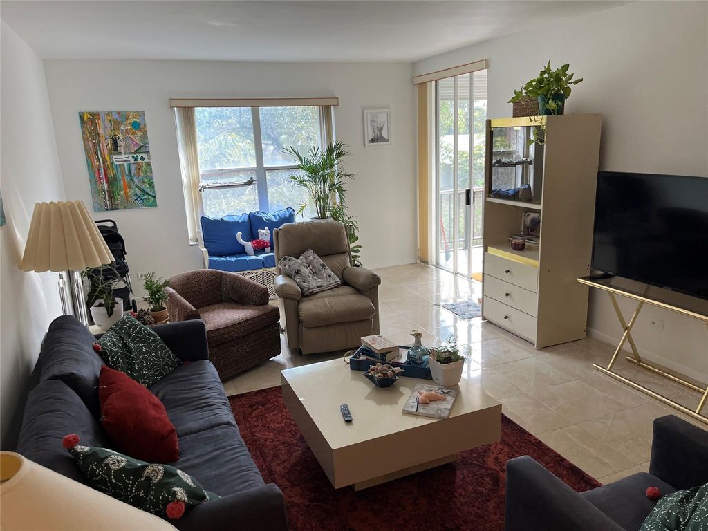 Photo of 3670 Inverrary Drive #3X, Lauderhill, FL 33319 (MLS # F10467645)