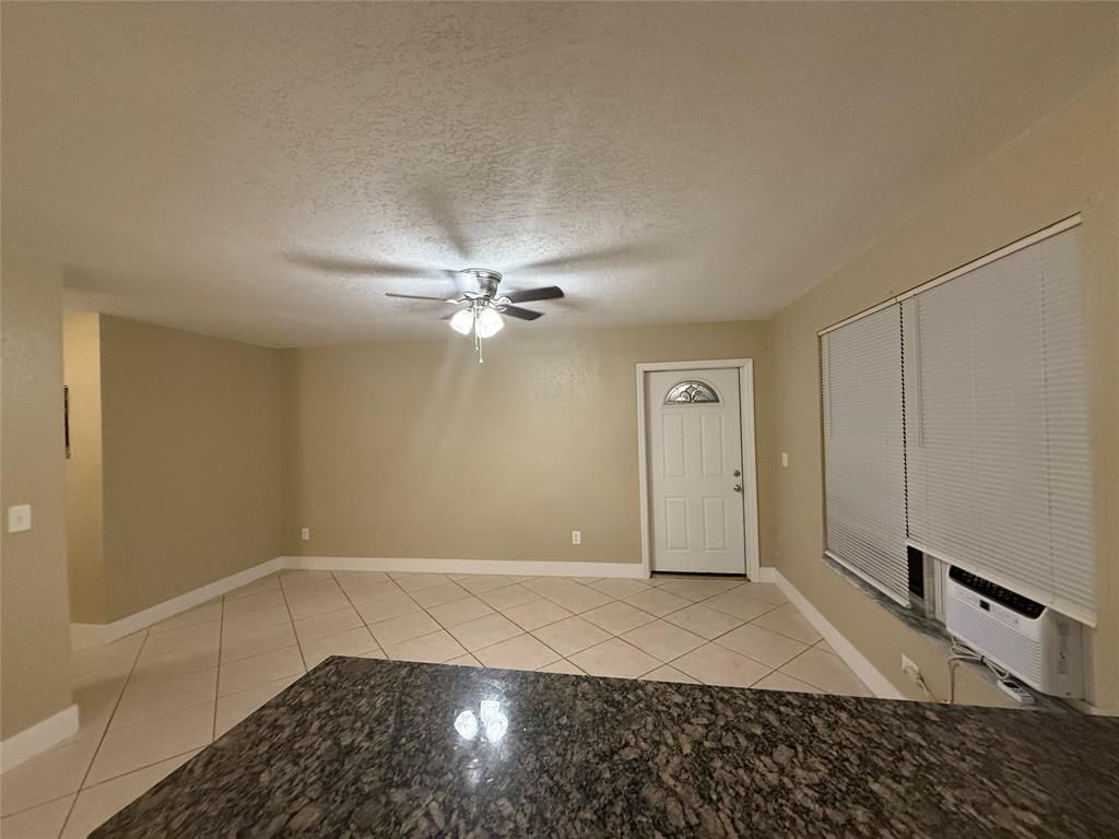 Photo of 731 NW 4th Ave #4a, Fort Lauderdale, FL 33311 (MLS # B26000707)