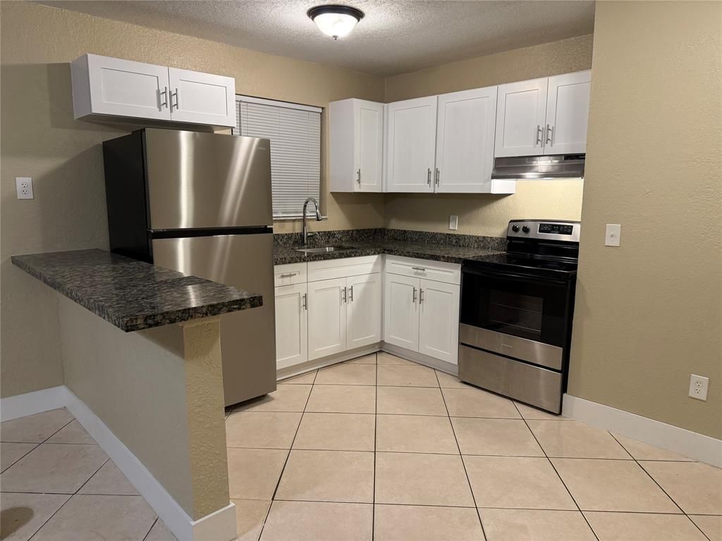 Photo of 731 NW 4th Ave #4a, Fort Lauderdale, FL 33311 (MLS # B26000707)