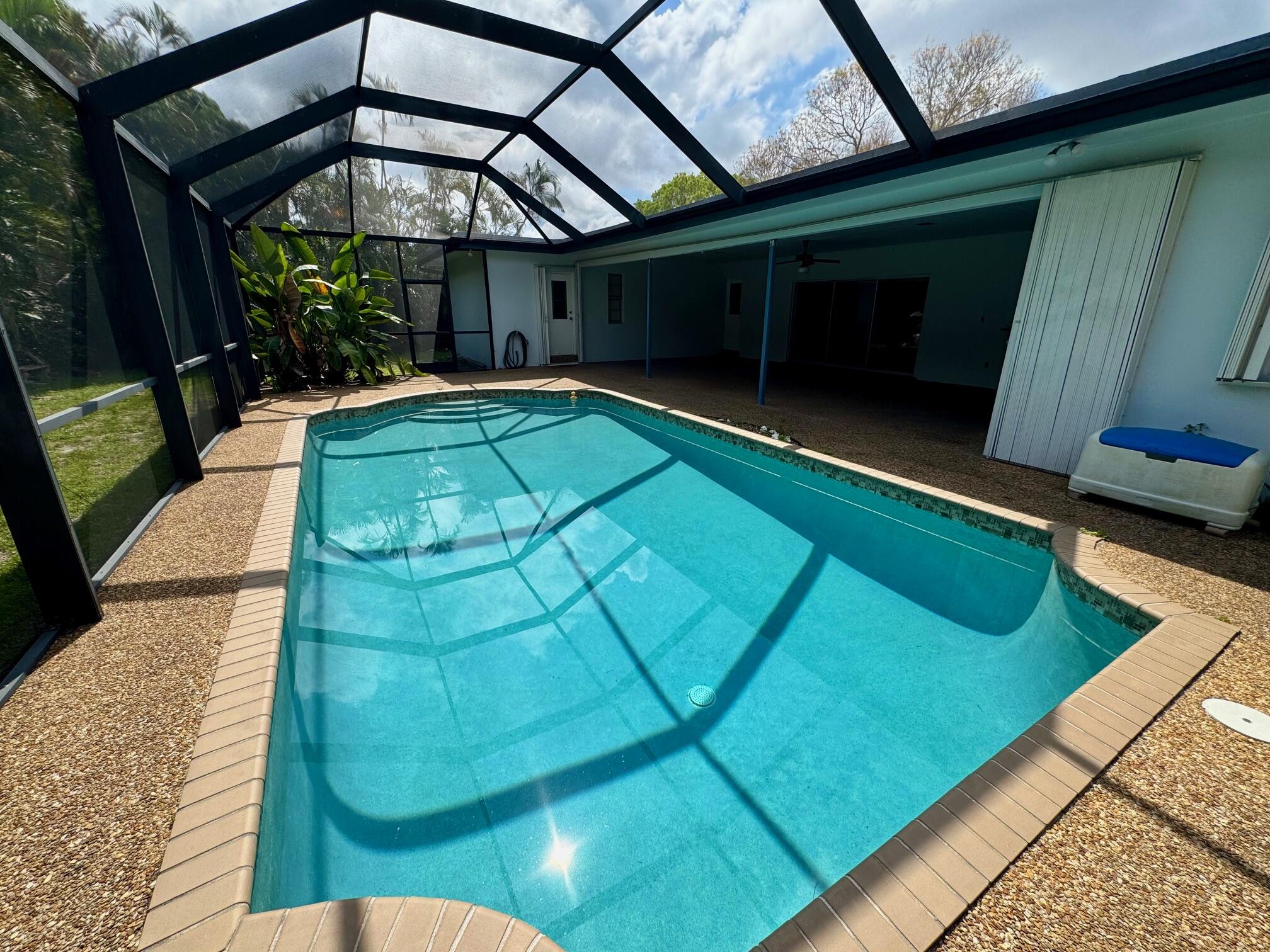 NEW ORLEANS VILLAS - Residential Lease