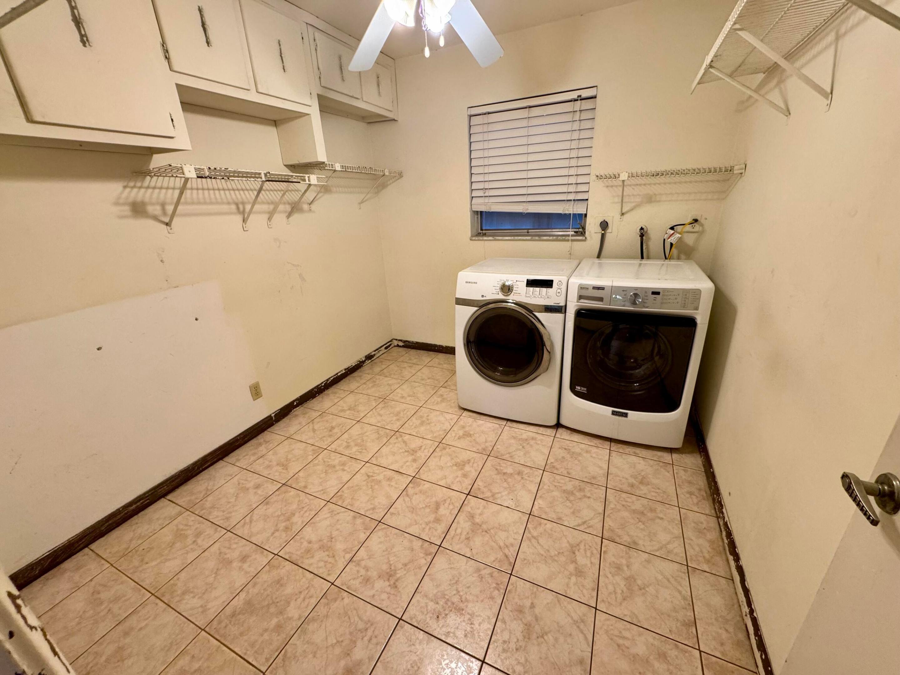 NEW ORLEANS VILLAS - Residential Lease