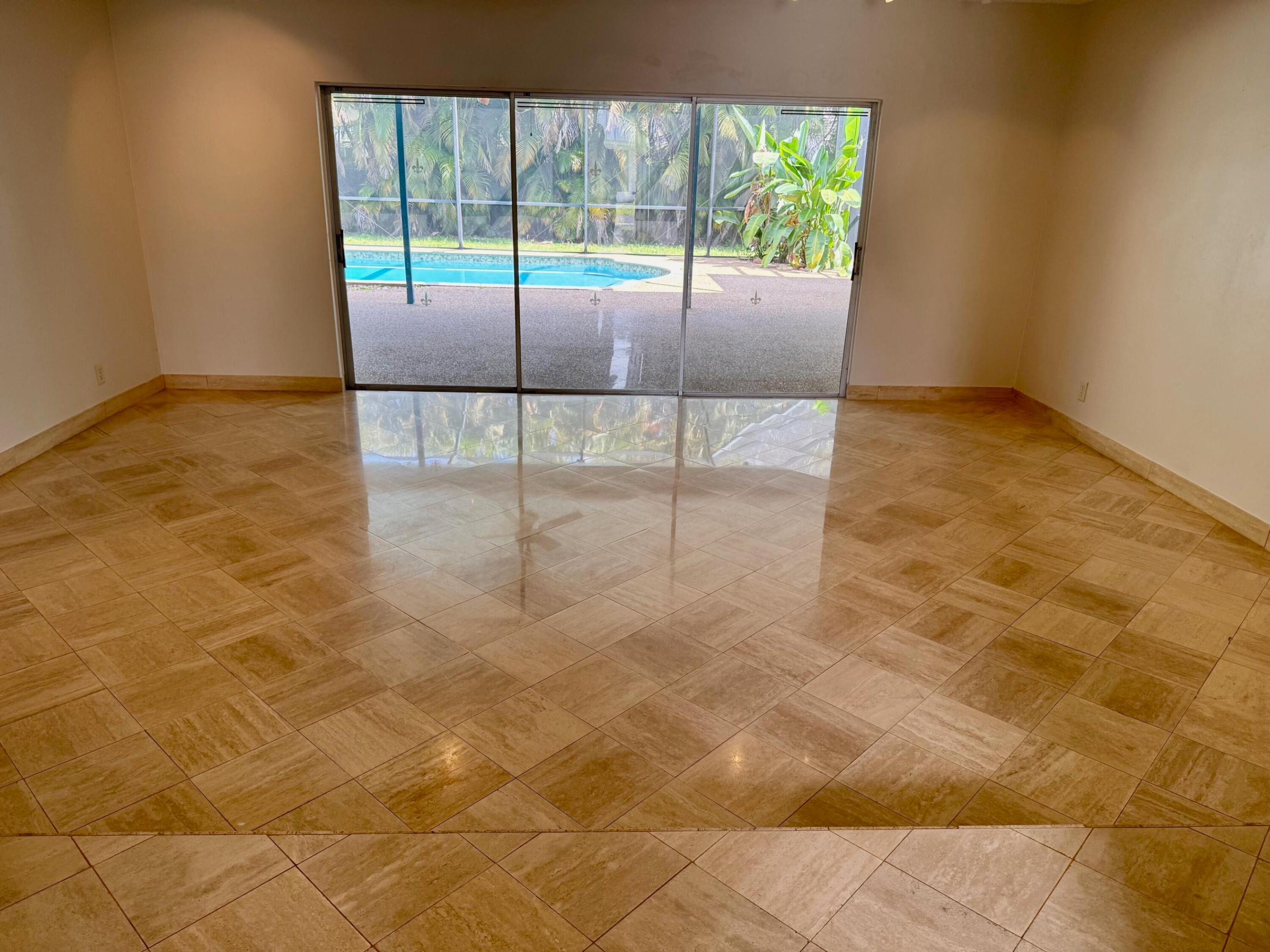 NEW ORLEANS VILLAS - Residential Lease