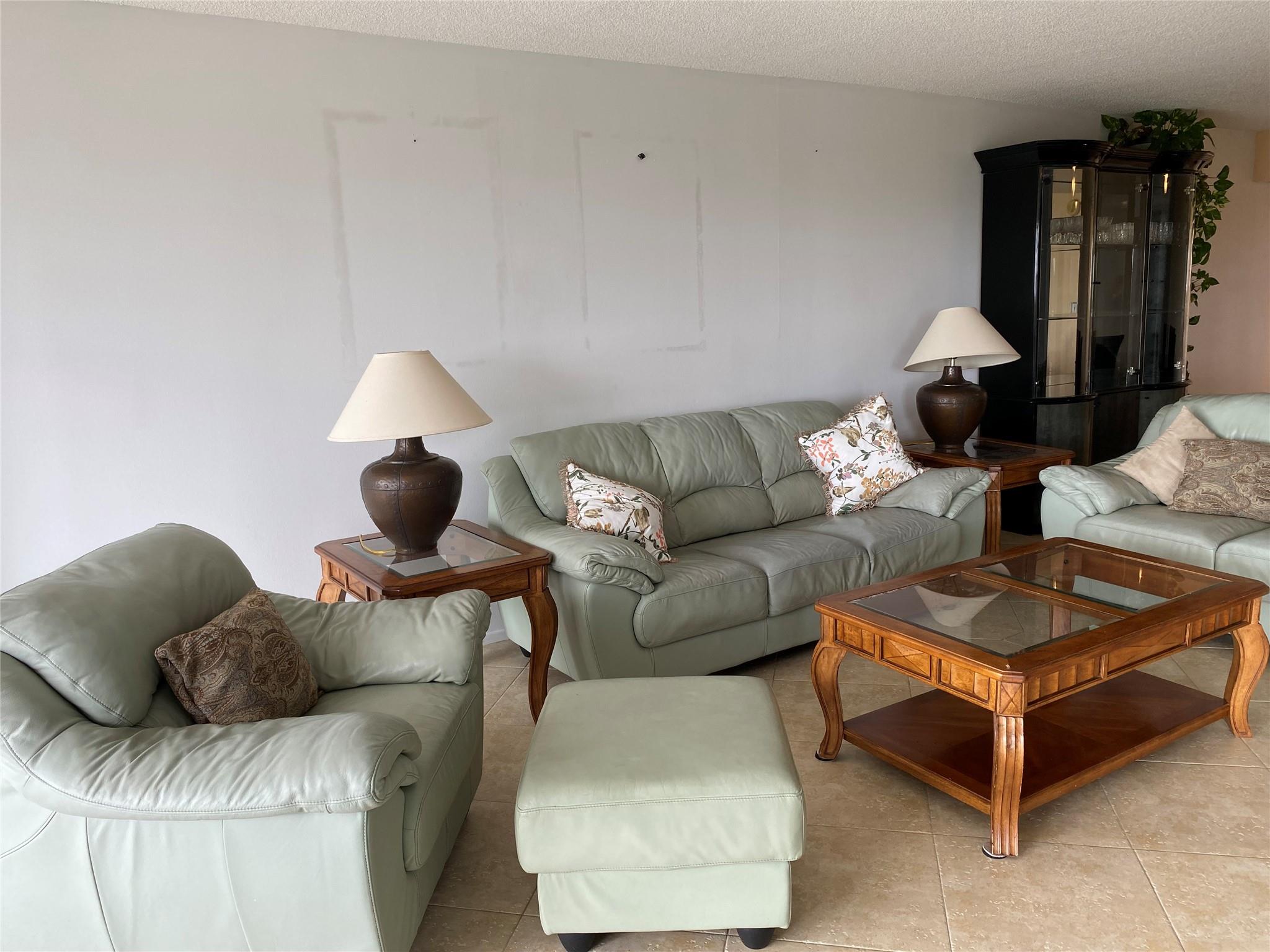 Palm Aire - Residential